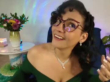 Elliee1 Chaturbate stream image from March 21, 2025