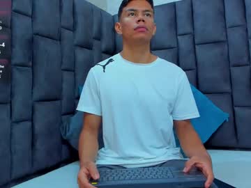 Loganjackson_ Chaturbate stream image from March 21, 2025