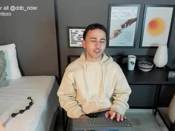 Lucca_Santoro Chaturbate stream image from March 21, 2025