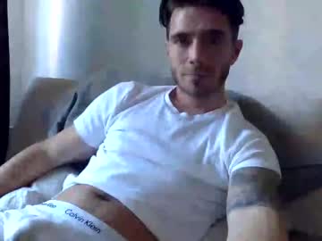 Luisbadx Chaturbate stream image from March 21, 2025