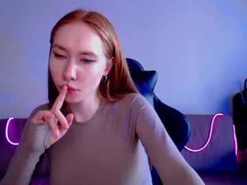 Pinki_Nikki Chaturbate stream image from March 21, 2025