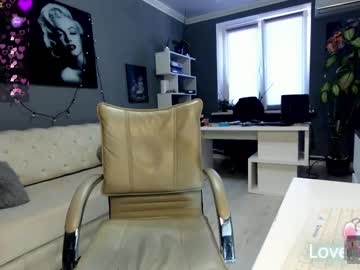 Bonnie_Annd_Clyde Chaturbate stream image from March 21, 2025
