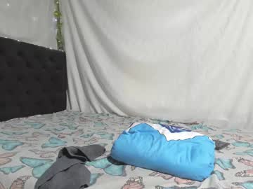 Emi_Henao Chaturbate stream image from March 21, 2025