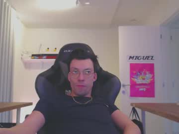 G4mer7 Chaturbate stream image from March 21, 2025