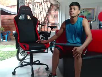 Lion_Black18 Chaturbate stream image from March 21, 2025