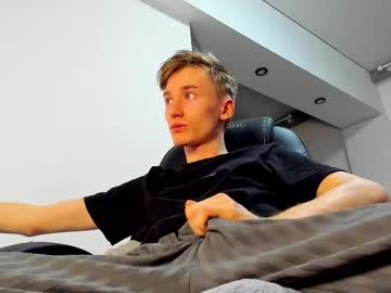 Vibemygirl Chaturbate stream image from March 21, 2025