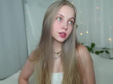 Appr0ved Chaturbate stream image from March 21, 2025