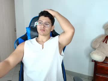 Dantraxx Chaturbate stream image from March 21, 2025