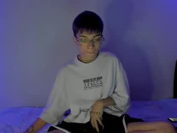 Submissive_Boyy_ Chaturbate stream image from March 21, 2025