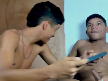 Ale_Kinghot Chaturbate stream image from March 21, 2025