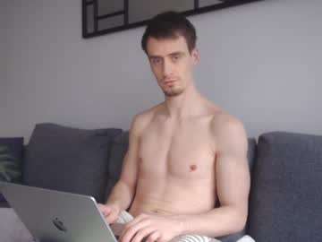 Barull Chaturbate stream image from March 21, 2025