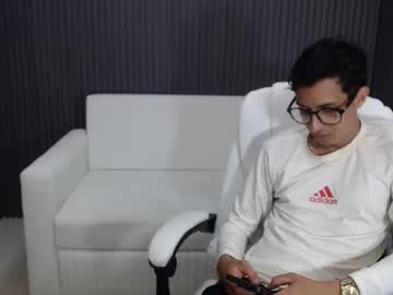 Cris_Hornyboy Chaturbate stream image from March 21, 2025