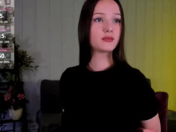 Emilyblades Chaturbate stream image from March 21, 2025