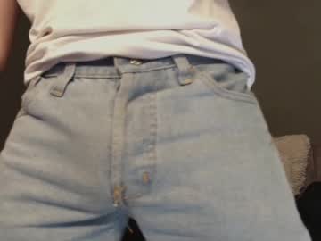 Golden_Boyy_ Chaturbate stream image from March 21, 2025