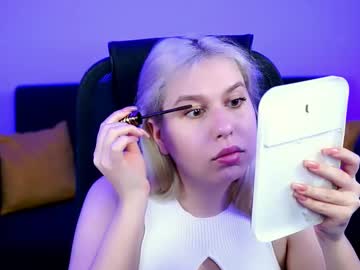 Tinatayler Chaturbate stream image from March 21, 2025