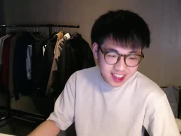 Handsome_Mannn Chaturbate stream image from March 21, 2025