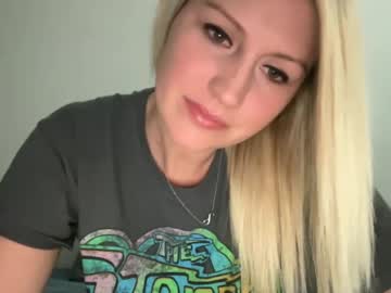 Smexxii93 Chaturbate stream image from March 21, 2025