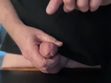 Wintyr Chaturbate stream image from March 21, 2025