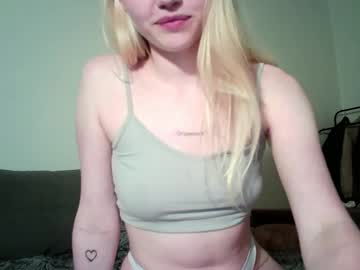 Xapka_ Chaturbate stream image from March 21, 2025