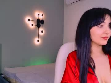 Emilly_Darkk Chaturbate stream image from March 21, 2025