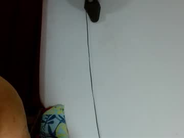 Miaperla69 Chaturbate stream image from March 21, 2025