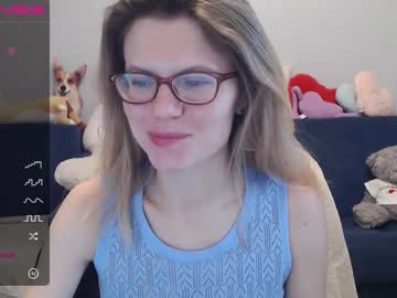 Shy_Moony Chaturbate stream image from March 21, 2025