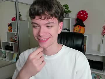 Calvin_Loves_You Chaturbate stream image from March 21, 2025