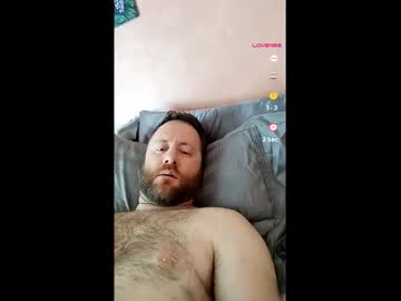 1machine1guy Chaturbate stream image from March 21, 2025
