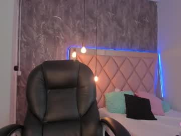 Camillen_Pettid Chaturbate stream image from March 21, 2025