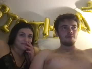 Couplethings903612 Chaturbate stream image from March 21, 2025