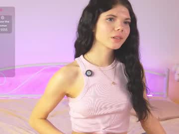 Alettabellini Chaturbate stream image from March 21, 2025