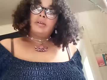 Fuchhme Chaturbate stream image from March 21, 2025