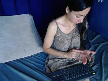 Pamelabroke_12 Chaturbate stream image from March 21, 2025