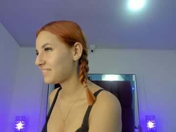 Maee_Angels Chaturbate stream image from March 21, 2025