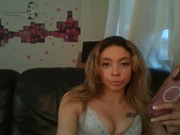 Paybarbi Chaturbate stream image from March 21, 2025