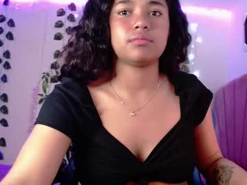 Yakeline_1 Chaturbate stream image from March 21, 2025