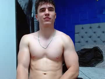 Andre_Parker Chaturbate stream image from March 21, 2025