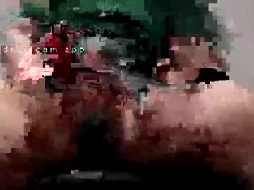 Mzgn Chaturbate stream image from March 22, 2025