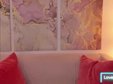 Fiamoory Chaturbate stream image from March 22, 2025