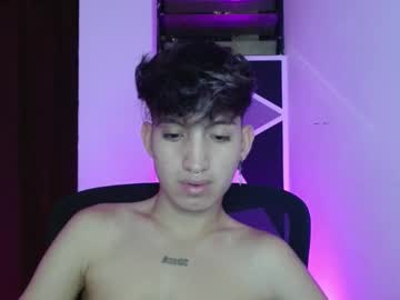 Littlextrem Chaturbate stream image from March 22, 2025