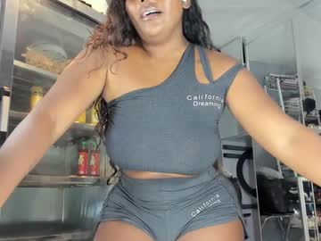 Mareiaa Chaturbate stream image from March 22, 2025