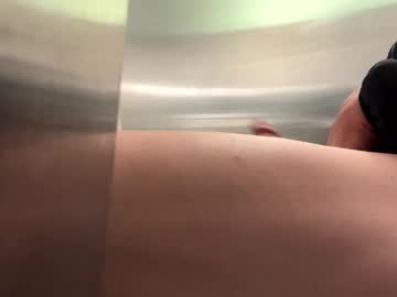 Panda303303 Chaturbate stream image from March 22, 2025