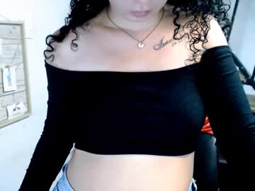 Samantha2girl Chaturbate stream image from March 22, 2025