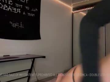 Doublesees Chaturbate stream image from March 22, 2025