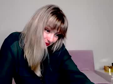 Im_Your_Paradise Chaturbate stream image from March 22, 2025