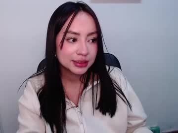 Lya_Levine Chaturbate stream image from March 22, 2025