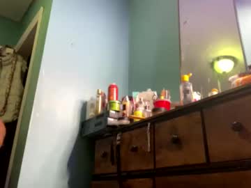 Yelladaniella Chaturbate stream image from March 22, 2025