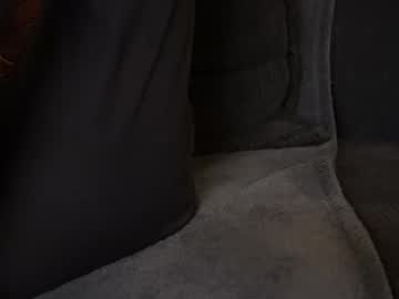 Hikinks Chaturbate stream image from March 22, 2025