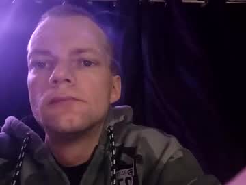 Hung_Wolf420 Chaturbate stream image from March 22, 2025