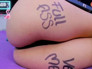 Skynny_Horney Chaturbate stream image from March 22, 2025